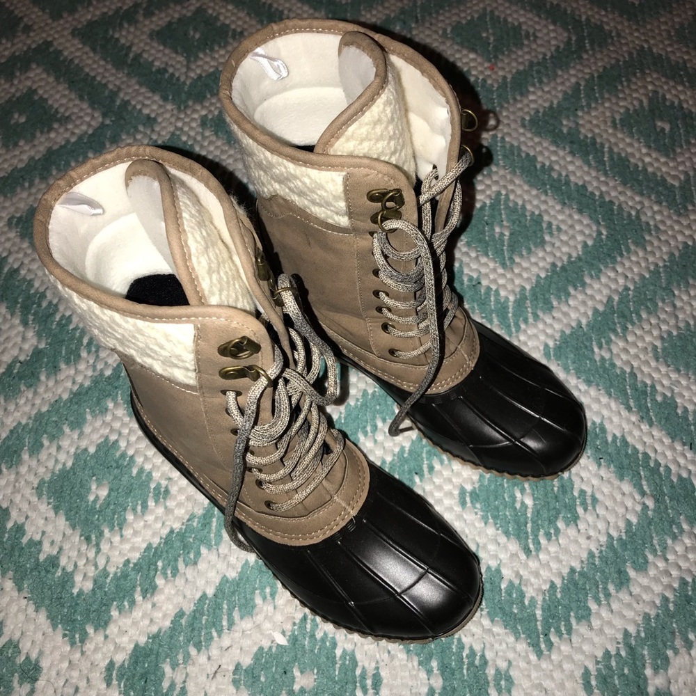 Duckboots